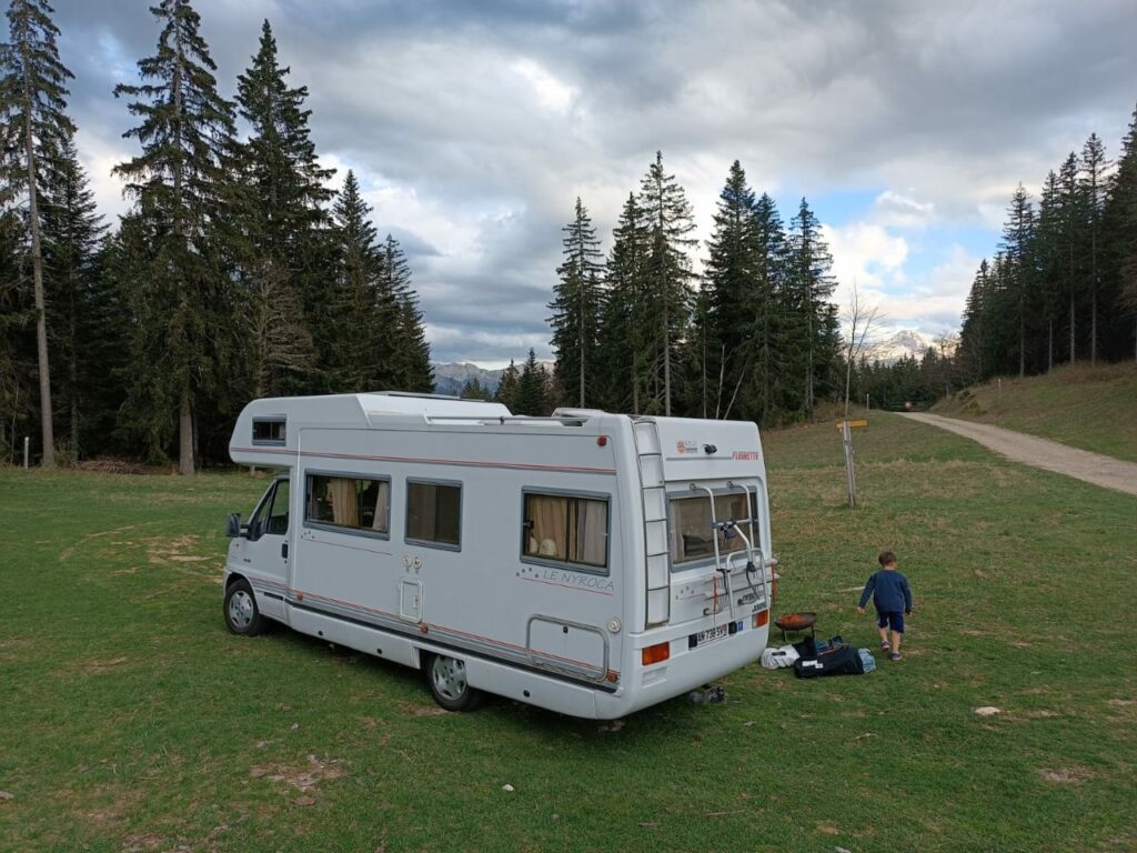 location camping car à lyon